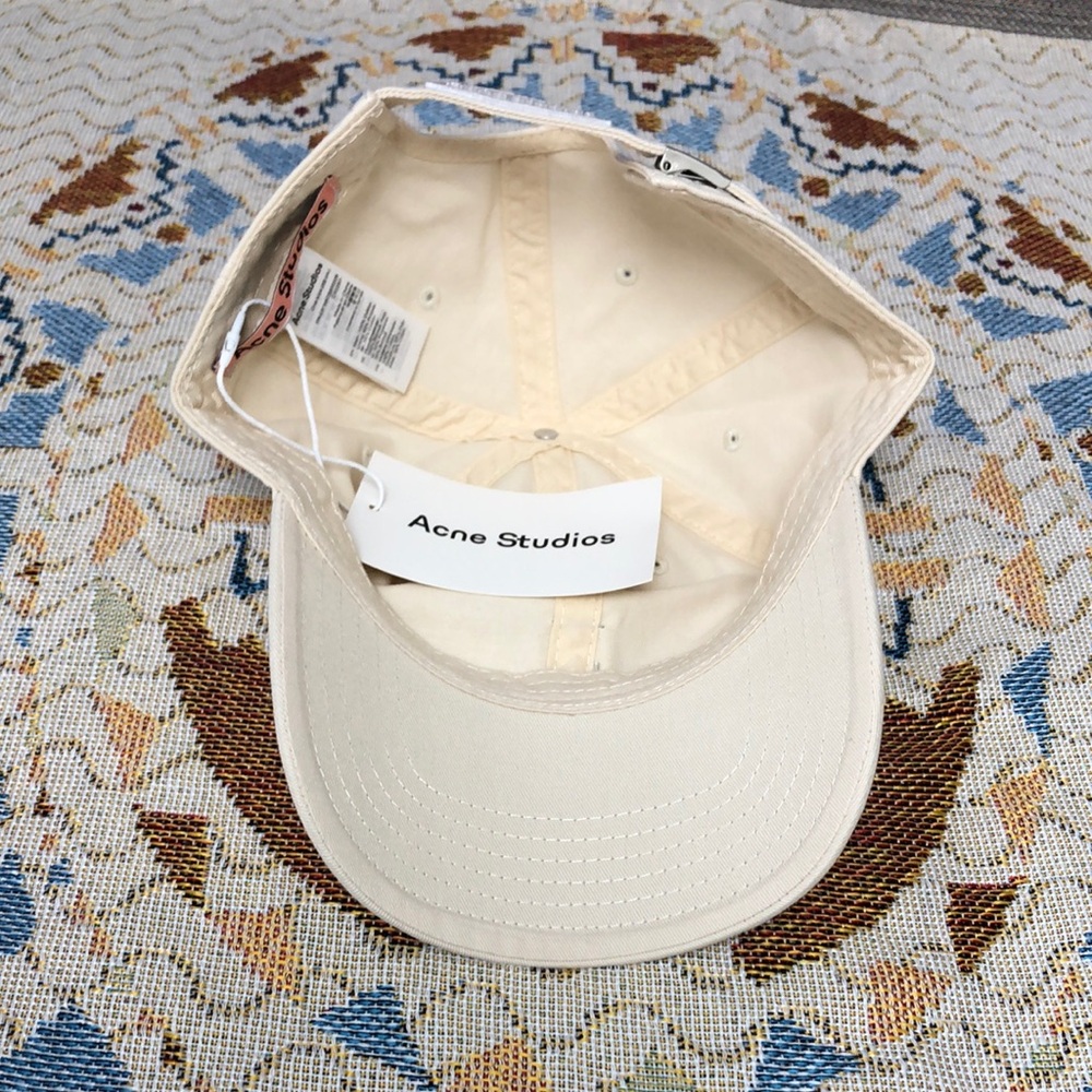 Acne Cream Silver Minimalist Hat - Picture 5 of 6